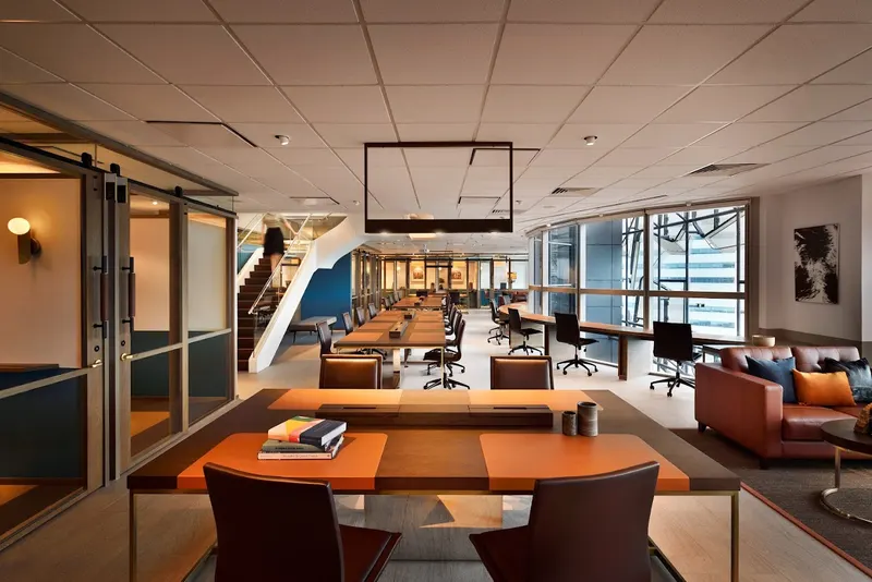Industrious - Centennial Tower, photo 1